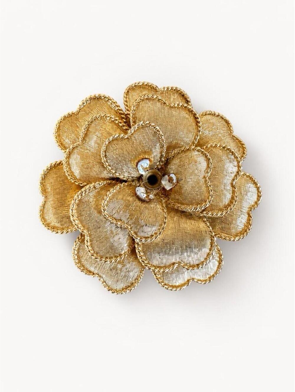 Vintage Gold-Tone Flower Brooch with Rhinestones